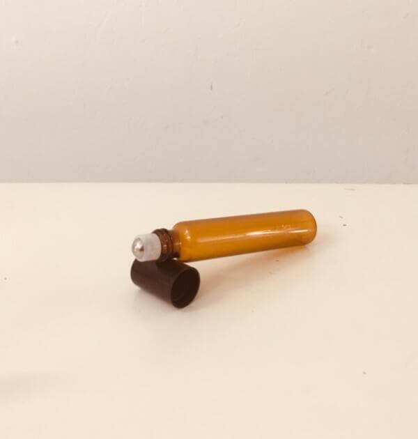 Roll-on  10 ml. cristal color ámbar